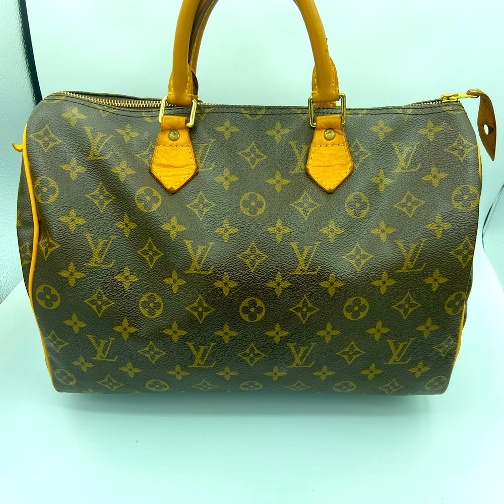 Louis Vuitton Speedy 35 Monogram Handbag.